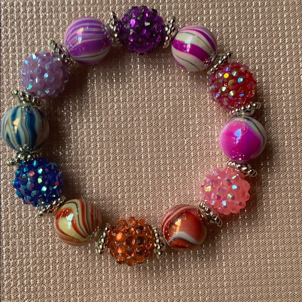 Two multi colored bracelets. - Picture 4 of 6